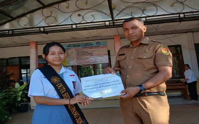 MENGUKIR MAKNA DI PUNCAK FLOBAMORA